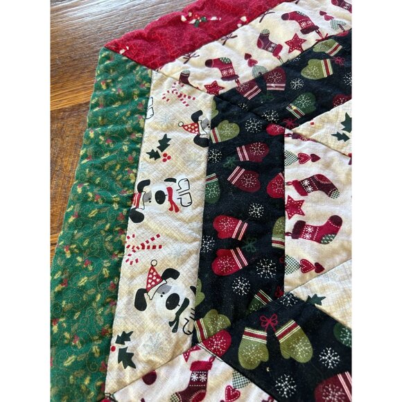 Vintage Handmade Christmas Hexagon Table Topper Cottage Country Holiday - Picture 7 of 11